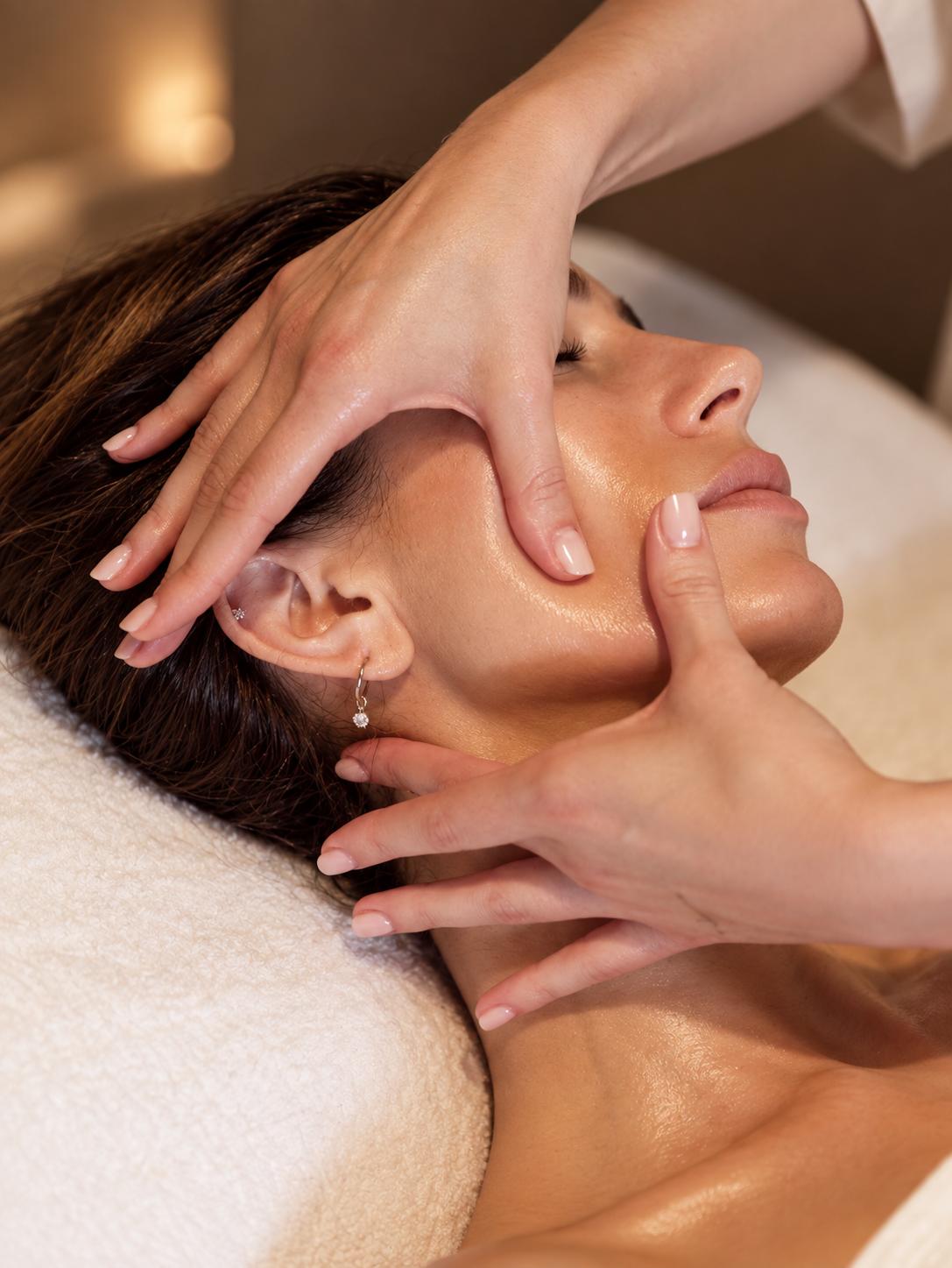 Face Shape Lifting Kobido